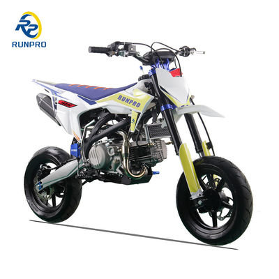 Motor Runpro de quatro tempos de 190cc para entusiastas de motociclismo GP