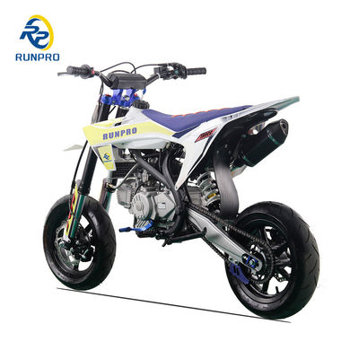 Motor Runpro de quatro tempos de 190cc para entusiastas de motociclismo GP