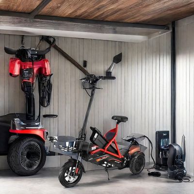 Scooter elétrico com dois motores sem escovas e estrutura de aço 48V500W*2 bateria de lítio