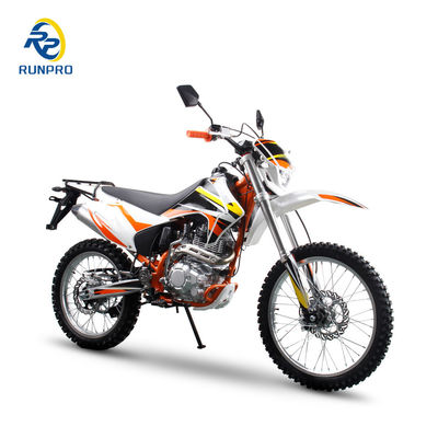 2020x810x1180mm Motor de gás 250cc Adultos Deportes Dirt Bike com CNC Triple Clamps e CE