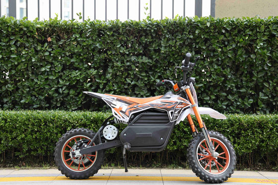 Tempo de carregamento 6-8 horas 1000W Motor Power Electric Dirt Bike para aventuras off-road