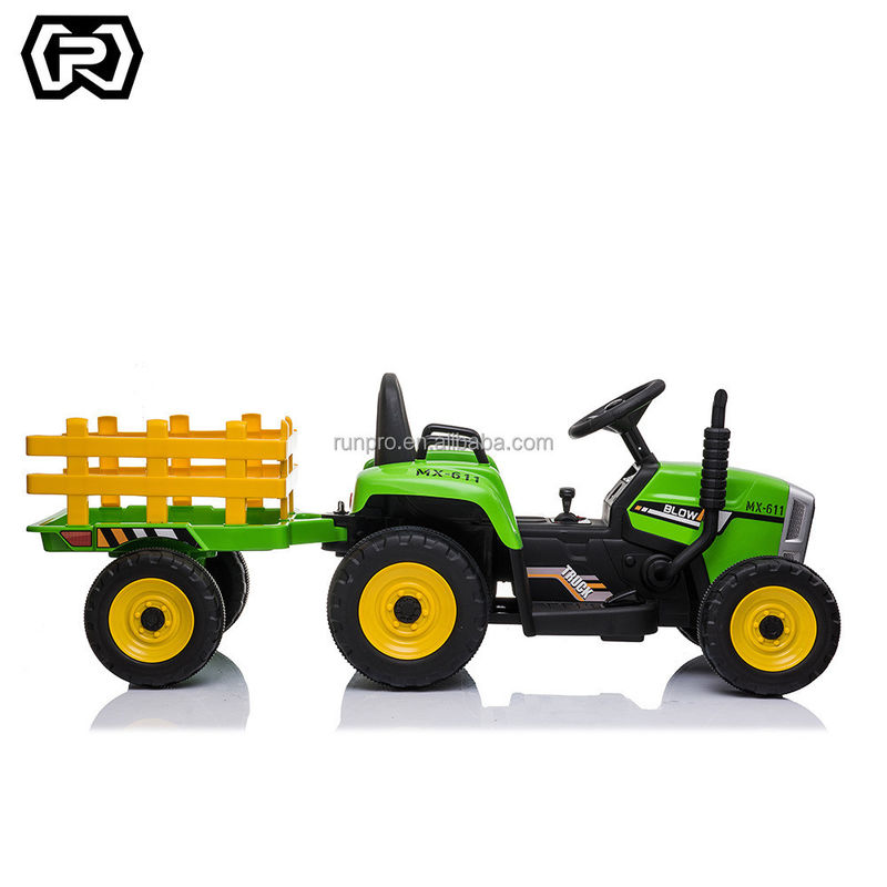 Controle remoto elétrico Trator de fazenda brinquedo 4/6 rodas Modelo de criança passeio de carro