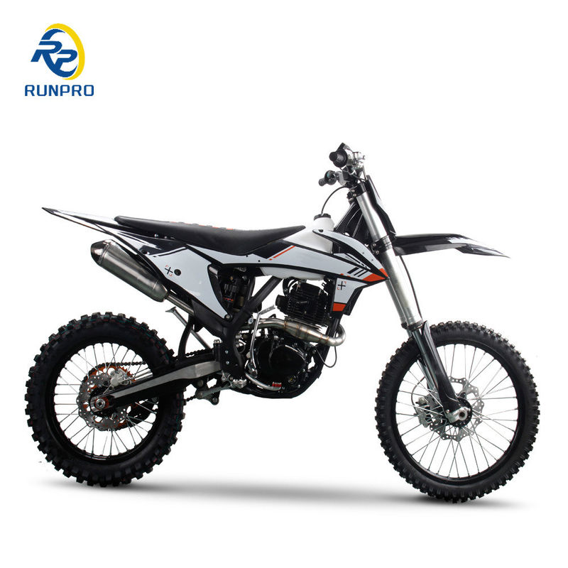 Conquiste qualquer terreno com Runpro 21/18 Pneus 300cc Dirt Bike CE Certificado e Poderoso
